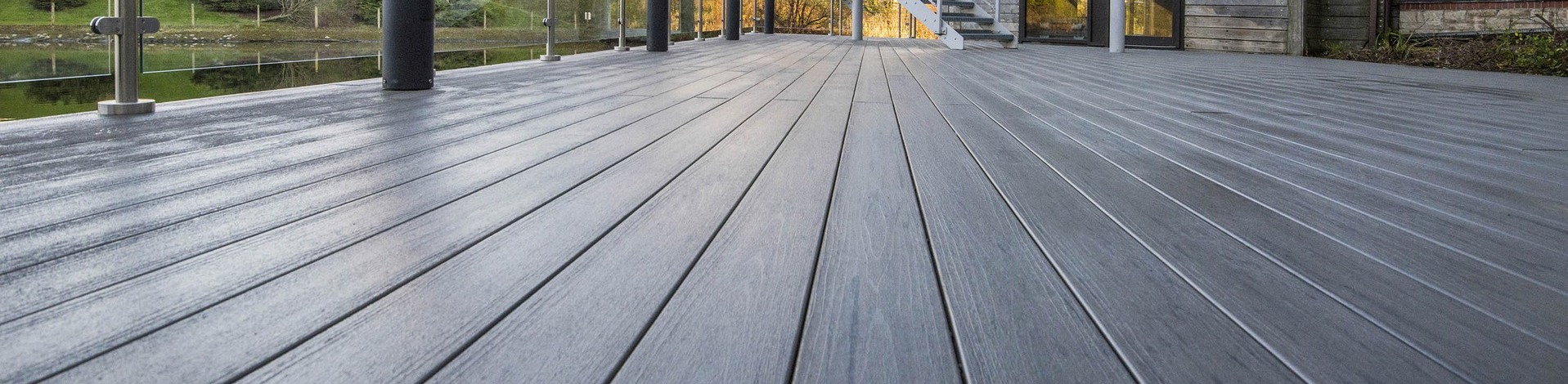 Lames de terrasse TIMBERTECH vendues par DECKiBOIS