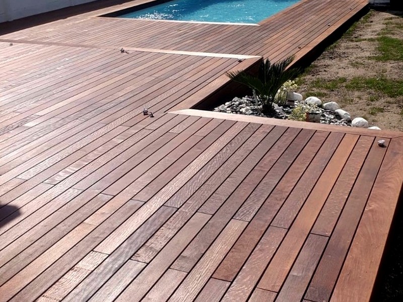 DECKiBOIS commercialise des lames de terrasse en bois exotique itauba à Saint-Jean-d'Illac
